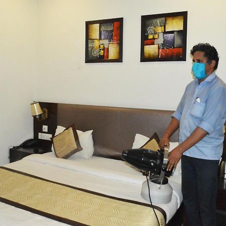 Madhav Muskan Residency Mathura Eksteriør bilde