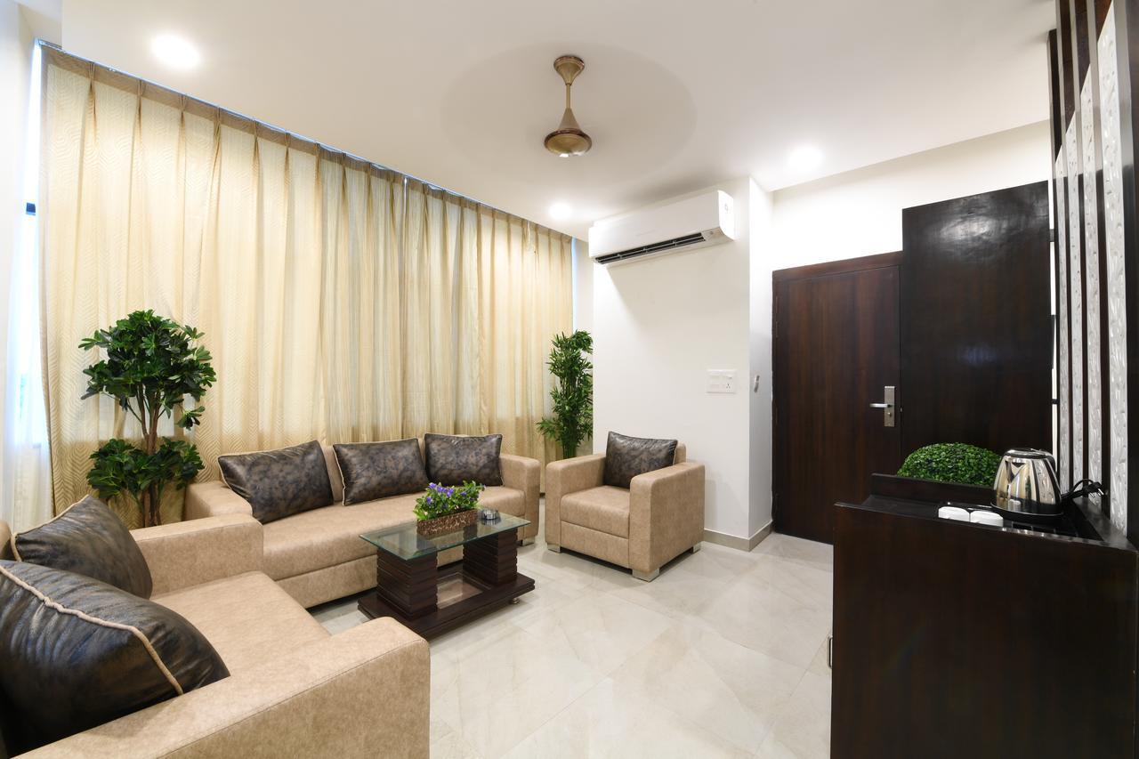 Madhav Muskan Residency Mathura Eksteriør bilde